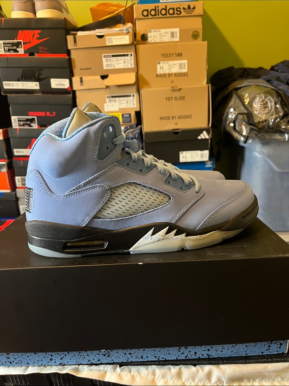 Air Jordan 5 university blue Men’s High-Top Sneakers in Powder Blue and Black